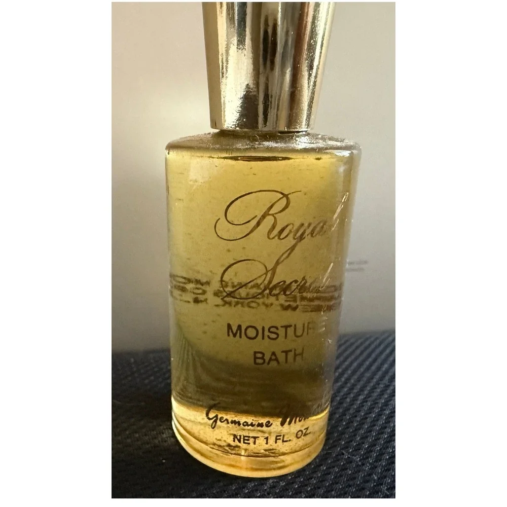Vintage Germaine Monteil‎ Royal Secret Moisture Bath Oil 1 fl oz Bottle